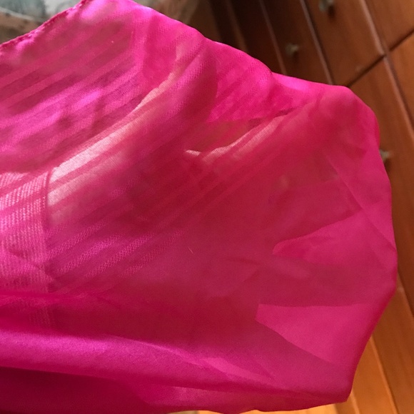 Bright Pink Sheer Scarf - Made in Italy - Picture 3 of 6